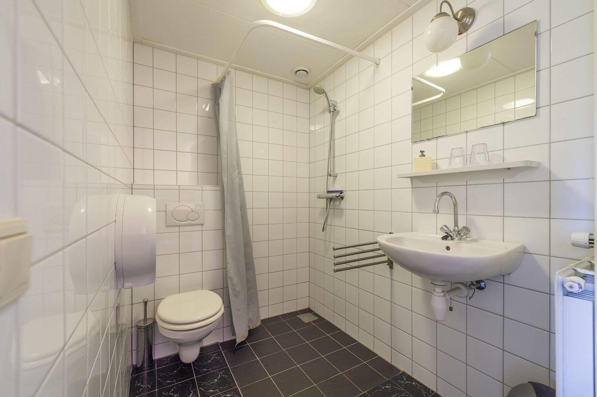 B&B Blauwestadhoeve Midwolda Екстериор снимка